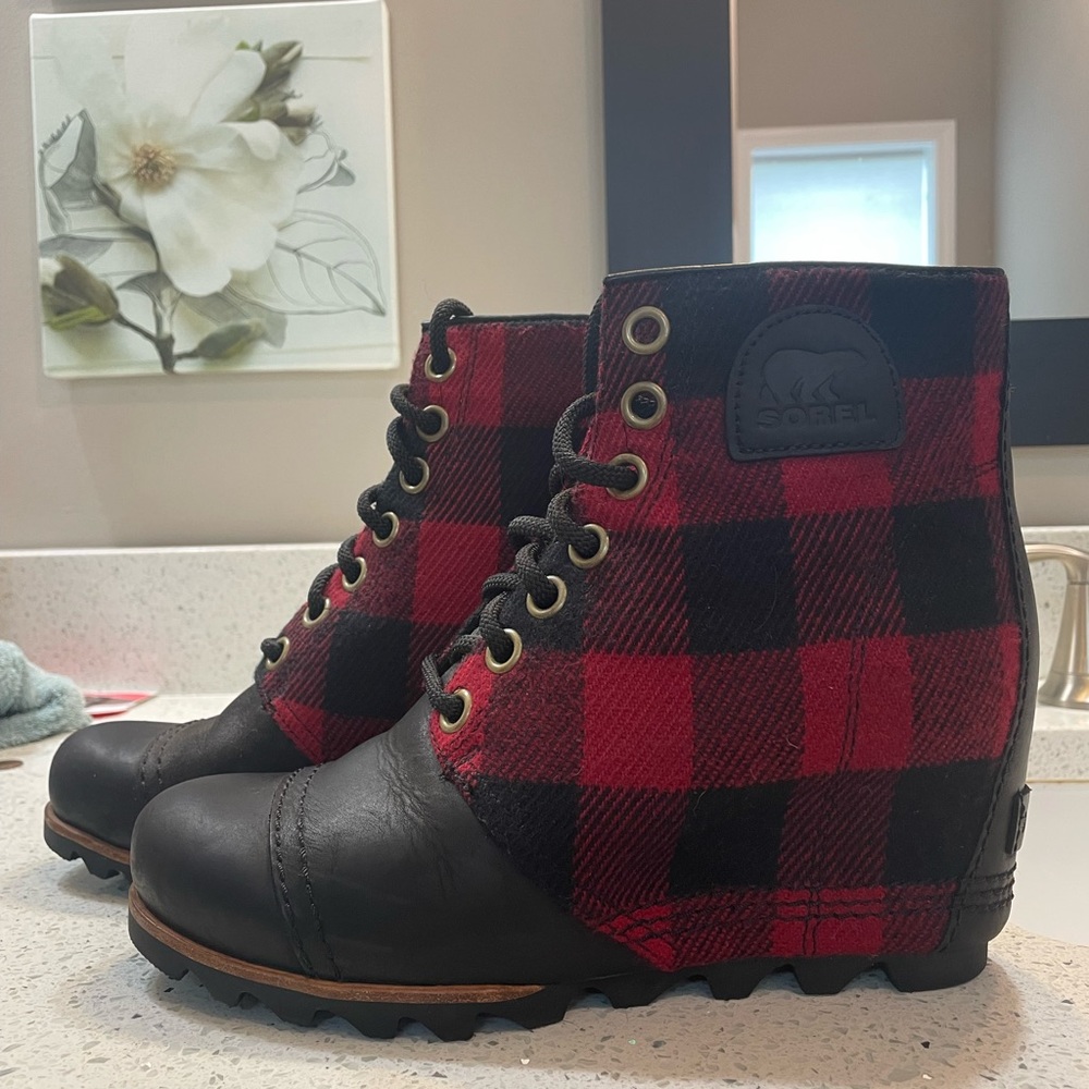 Sorel Wedge Boots